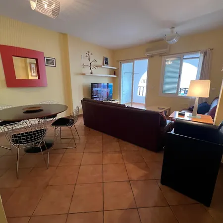 Apartment A 2 Minutos Andando A La Playa. La Isleta del Moro